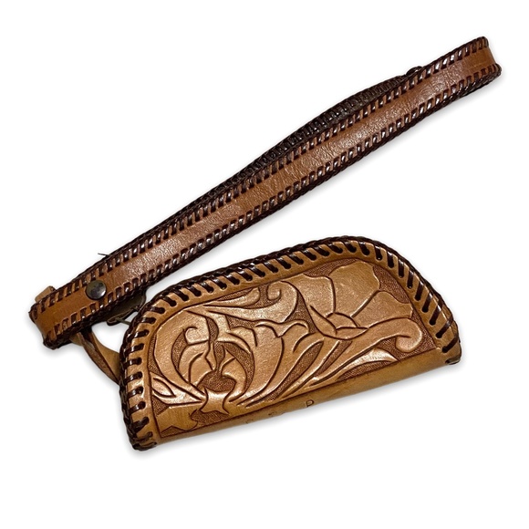 Vintage Hand Tooled Leather Purse Bag Wallet Tan Brown - Picture 1 of 4